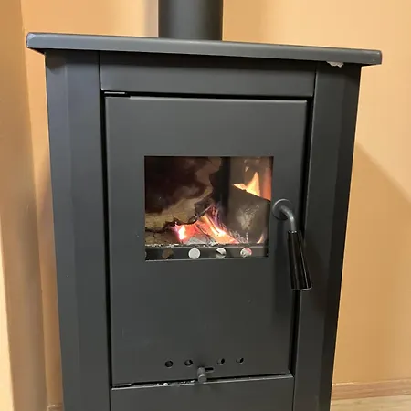 Semesterbostad Granas Paradise *